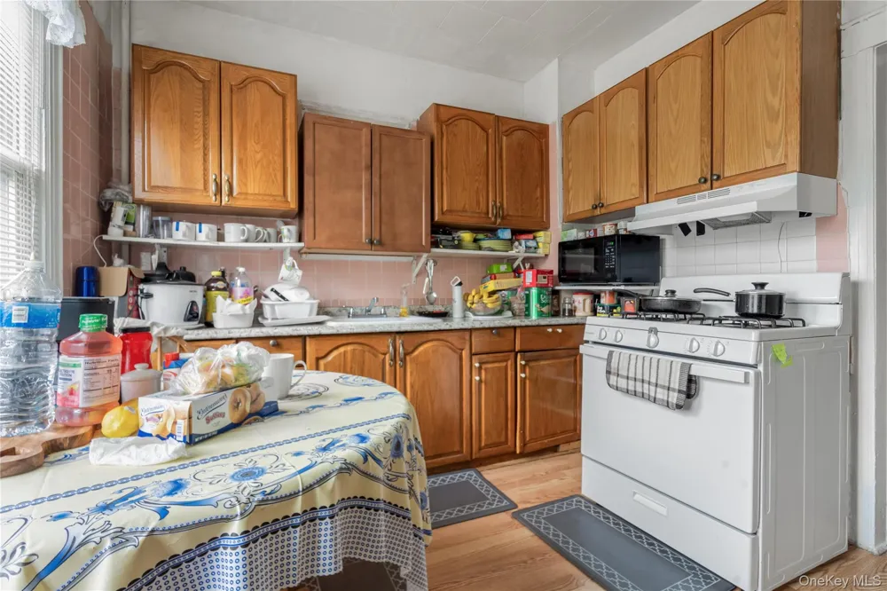 10437 125th Street Richmond Hill, NY 11419