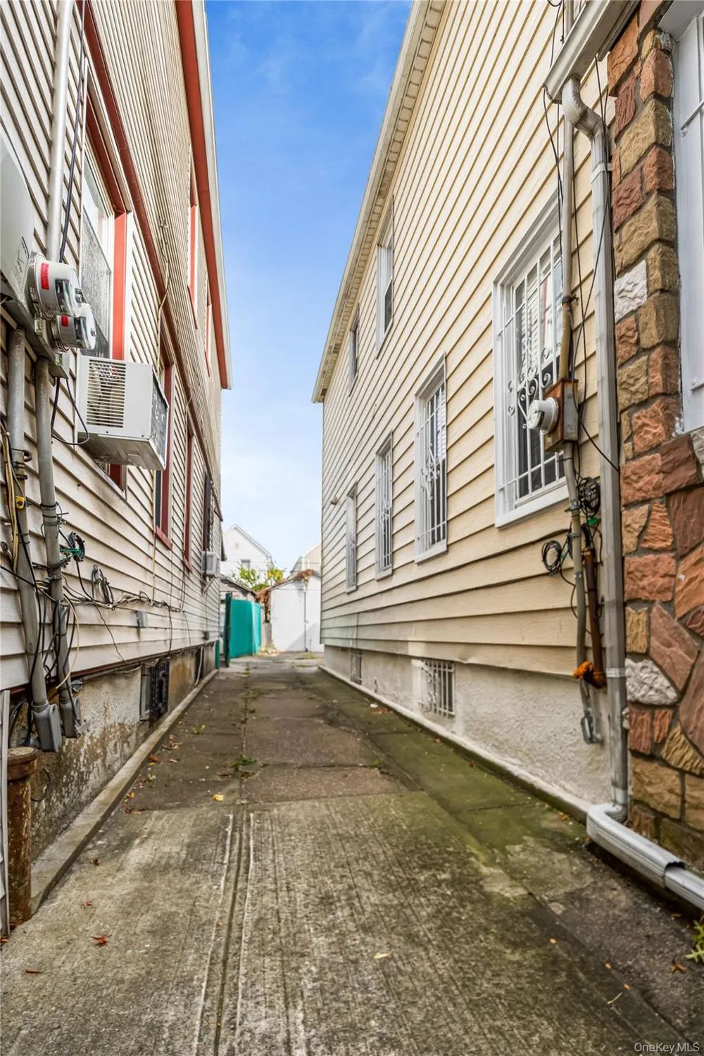 10437 125th Street Richmond Hill, NY 11419