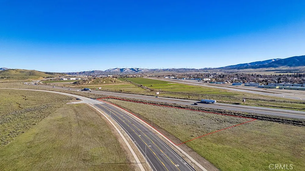 8 Challenger Tehachapi, CA 93561