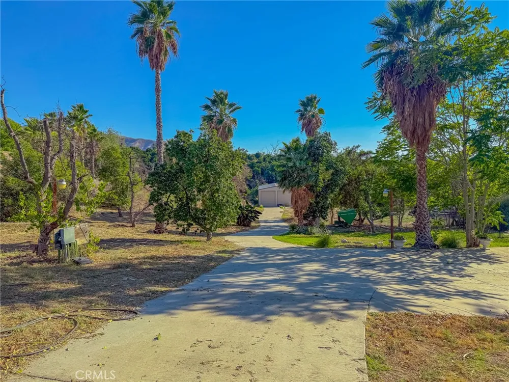 32265 Sapphire Mentone, CA 92359