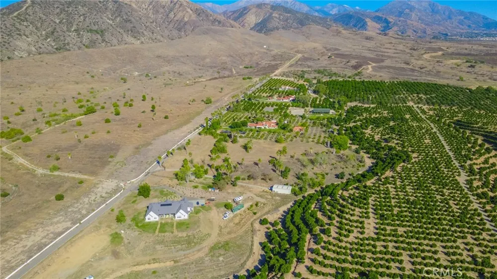 32265 Sapphire Mentone, CA 92359