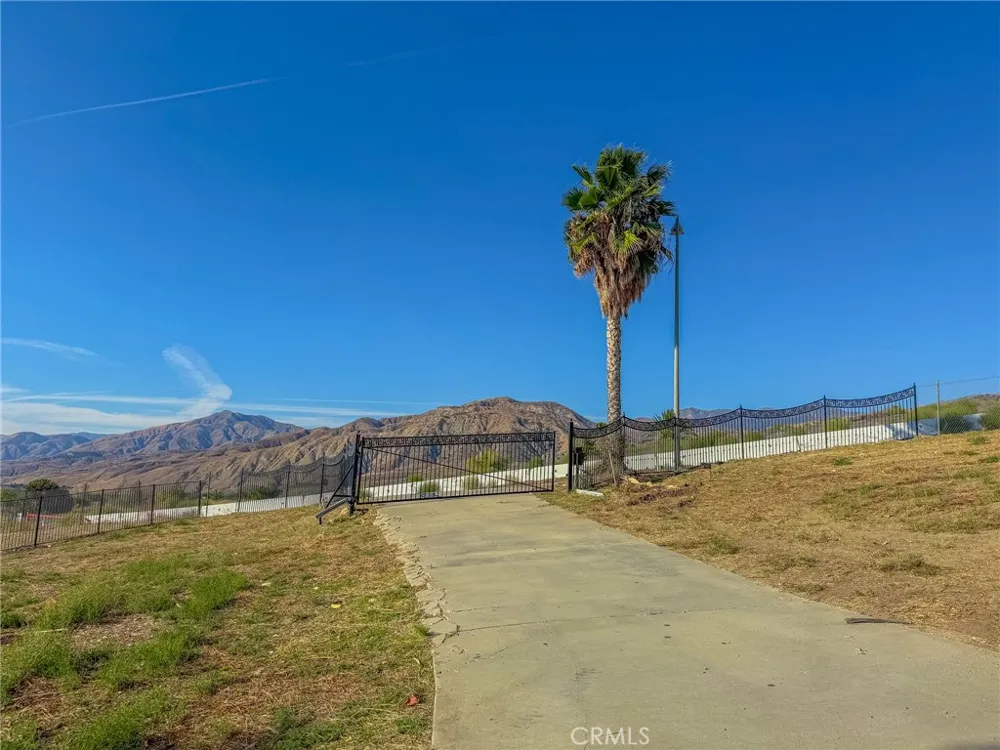 32265 Sapphire Mentone, CA 92359