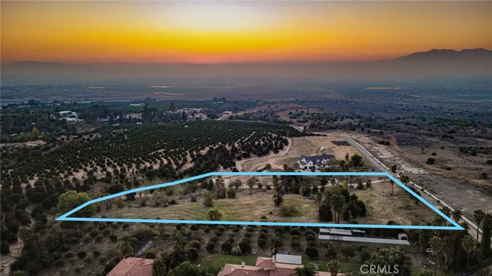 32265 Sapphire Mentone, CA 92359