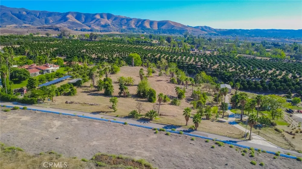 32265 Sapphire Mentone, CA 92359