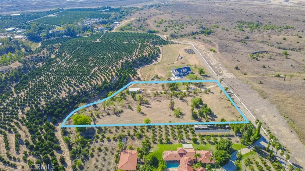 32265 Sapphire Mentone, CA 92359