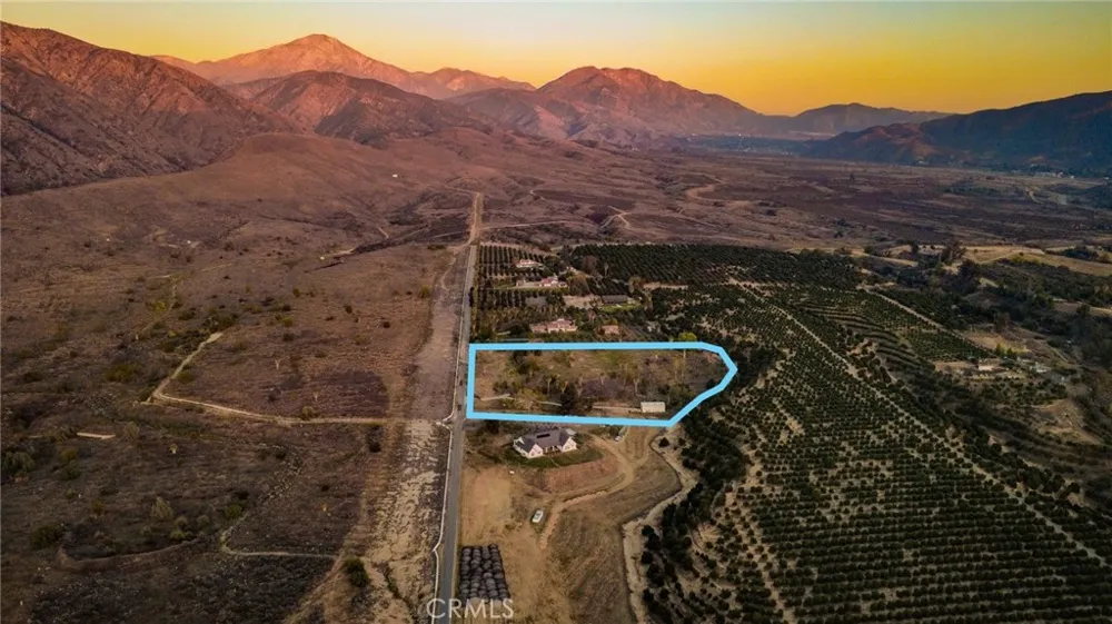 32265 Sapphire Mentone, CA 92359
