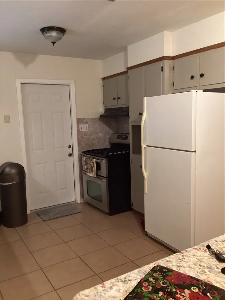 1704 Odilia Street Alice, TX 78332