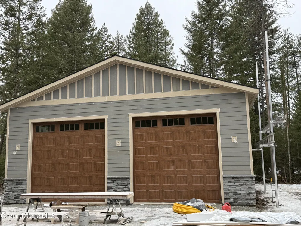 98 Carbonate Lane Oldtown, ID 83822