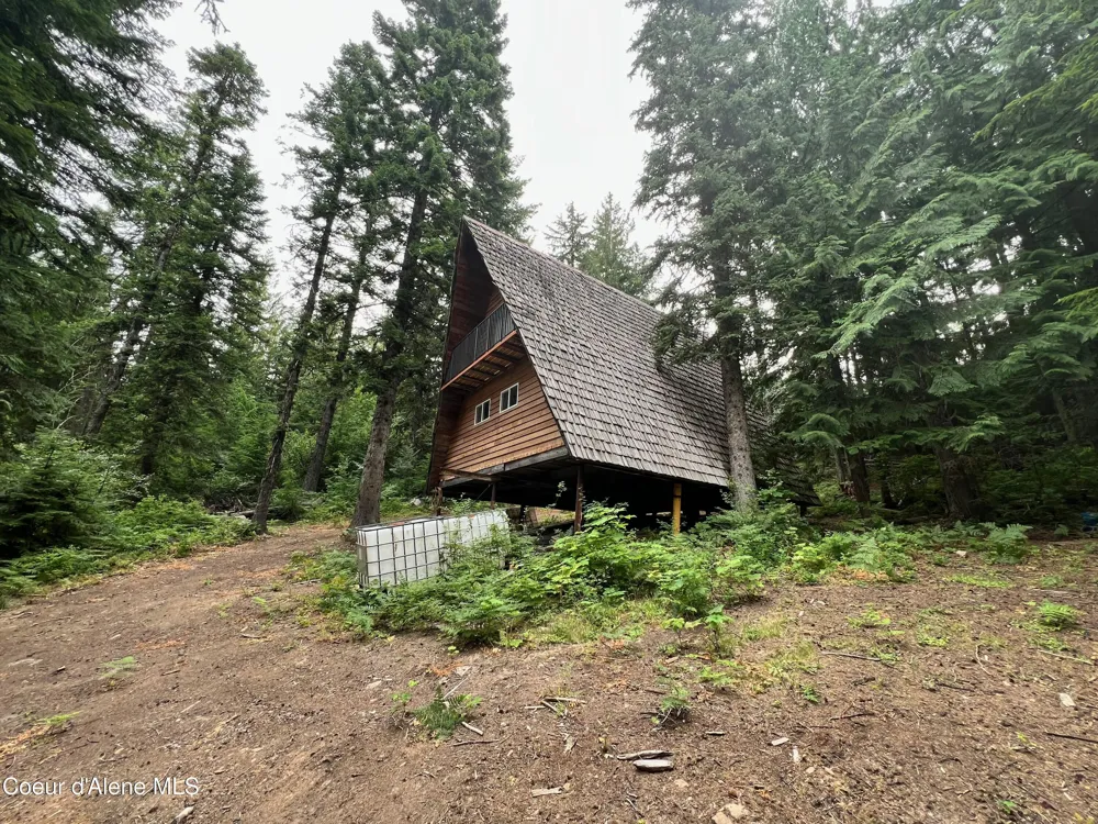 117 High Mountain Dr Fernwood, ID 83830