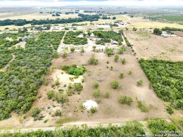 207 Veterans Uvalde, TX 78801