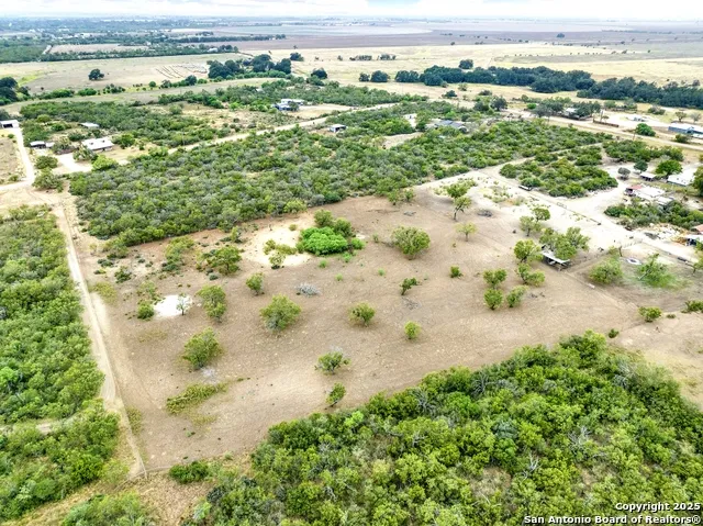 207 Veterans Uvalde, TX 78801