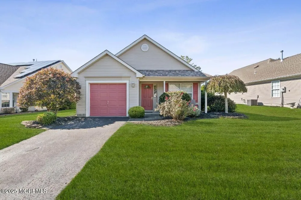 2818 Danbury Lane Toms River, NJ 08755