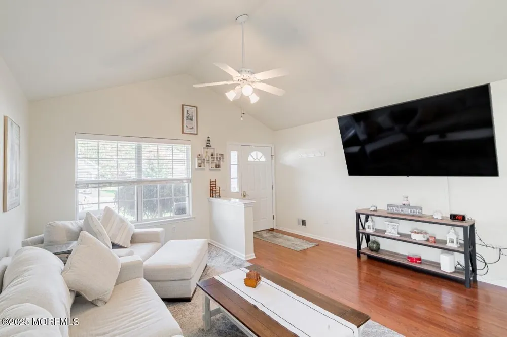 2818 Danbury Lane Toms River, NJ 08755