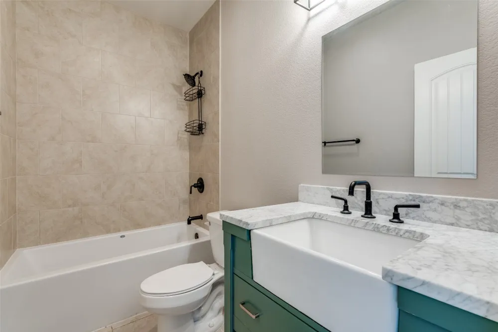 301 Navarro Way #29B Seguin, TX 78155