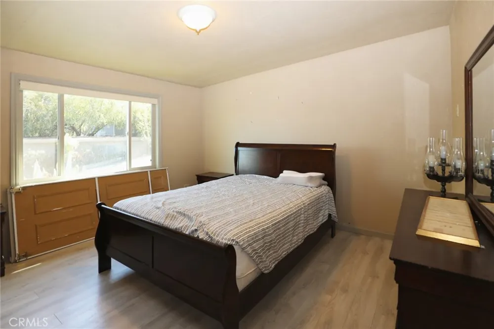 11740 North Drive Clearlake, CA 95422