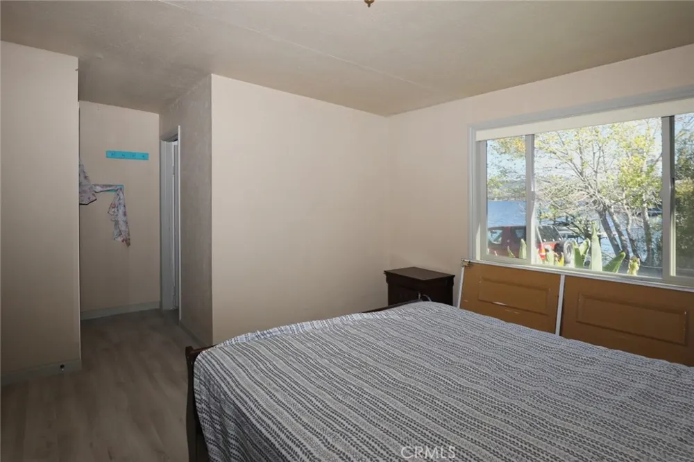 11740 North Drive Clearlake, CA 95422