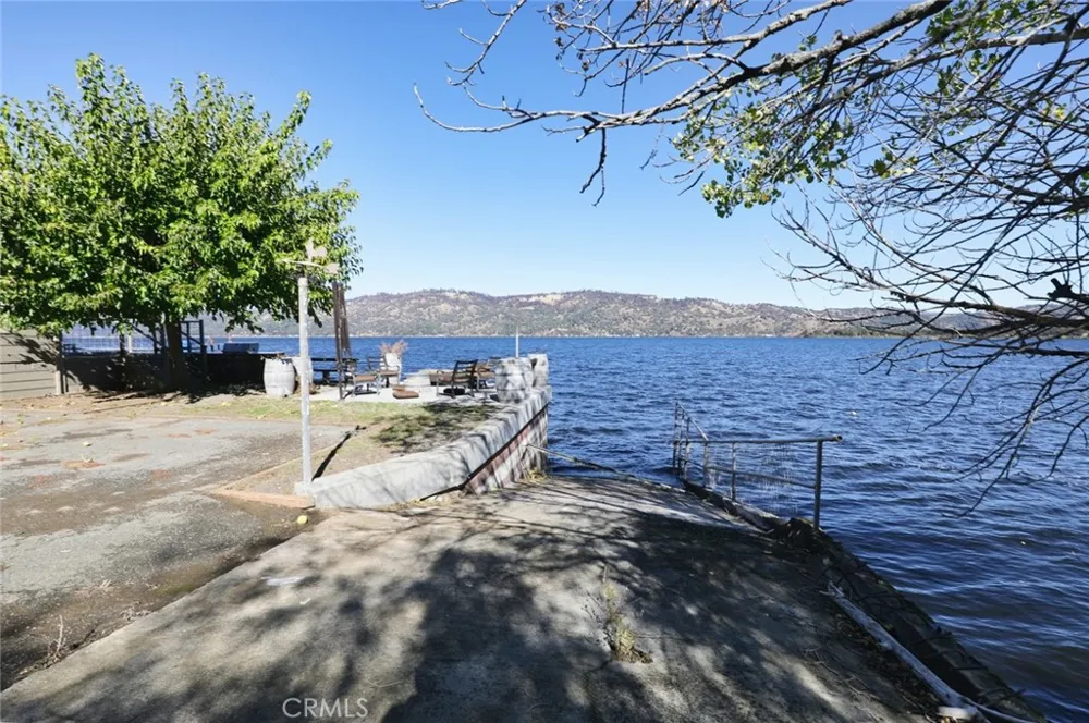 11740 North Drive Clearlake, CA 95422