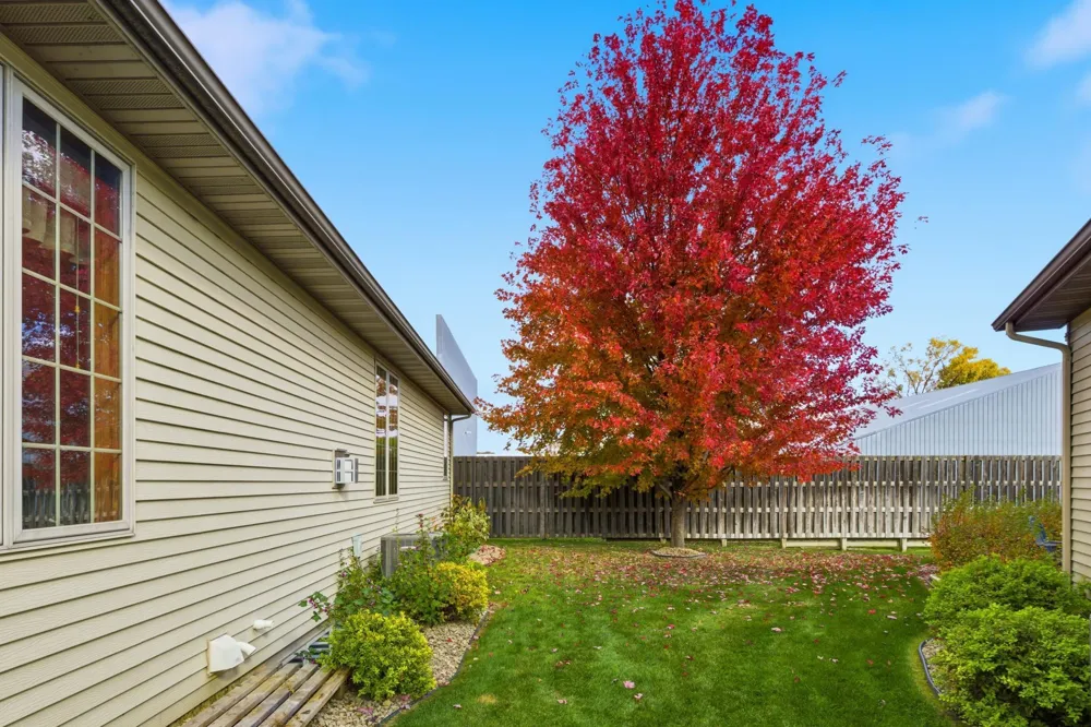 1330 10th Street Lake City, MN 55041