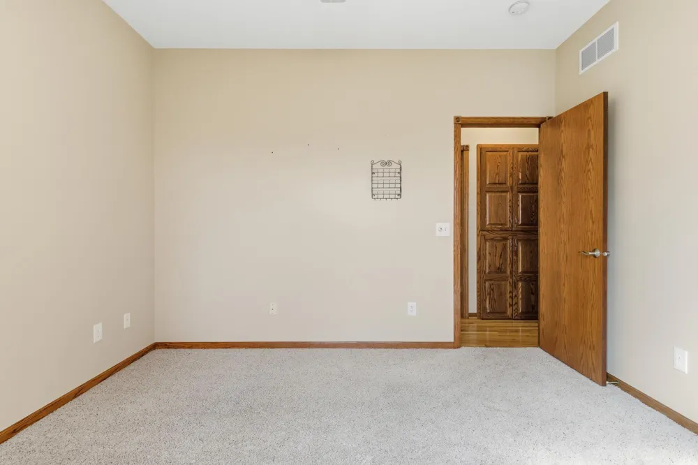 1330 10th Street Lake City, MN 55041