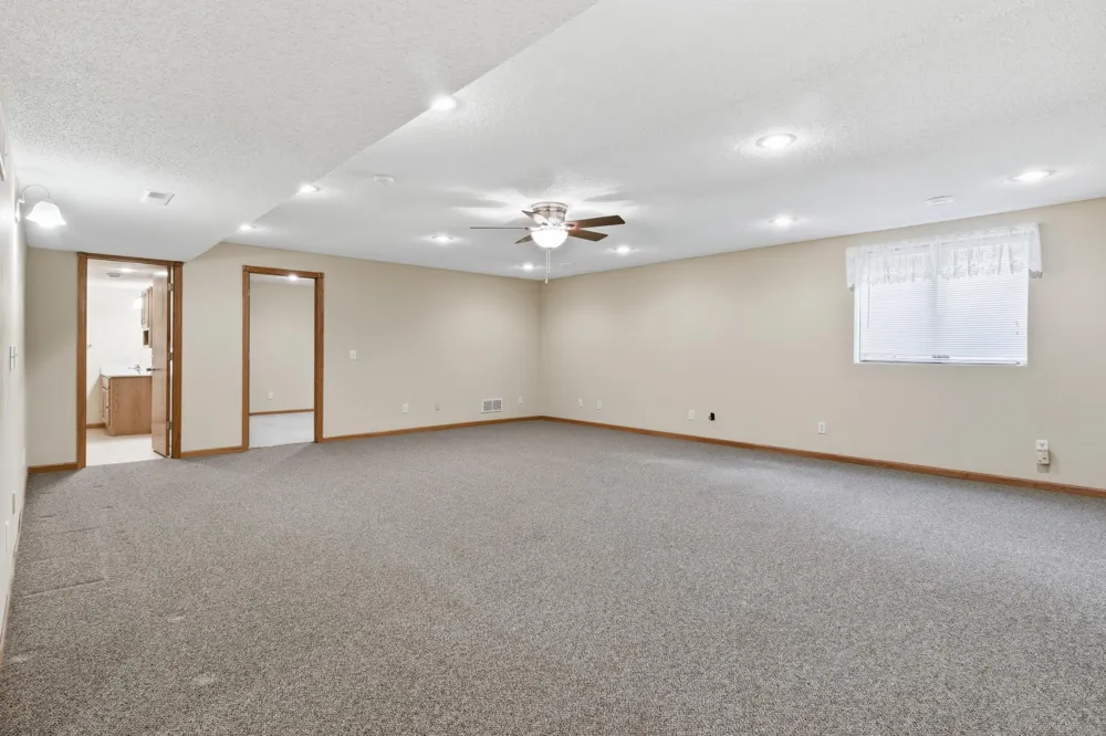 1330 10th Street Lake City, MN 55041