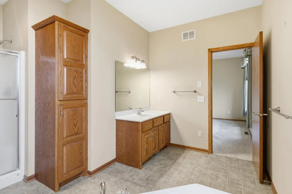 1330 10th Street Lake City, MN 55041