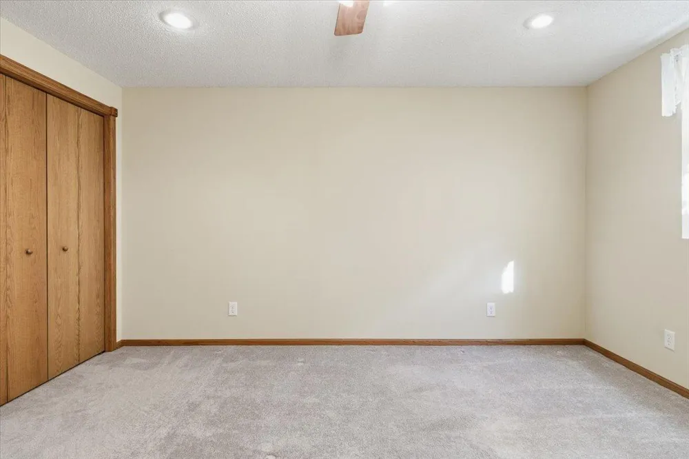 1330 10th Street Lake City, MN 55041