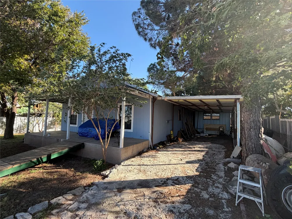 12211 Fm 765 W Eden, TX 76937