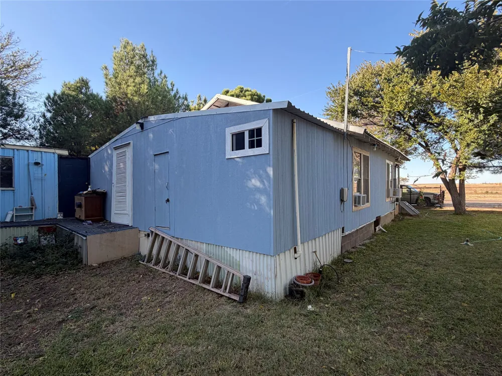 12211 Fm 765 W Eden, TX 76937