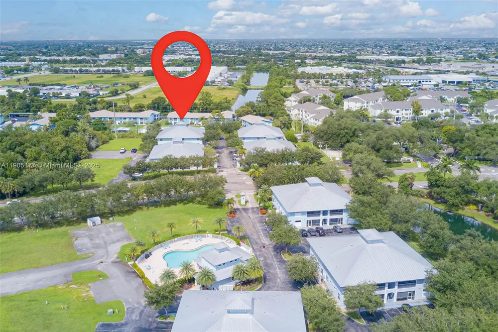 1050 Hancock Creek South Blvd #203 Cape Coral, FL 33909