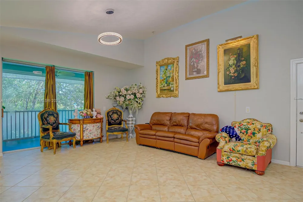 1050 Hancock Creek South Blvd #203 Cape Coral, FL 33909