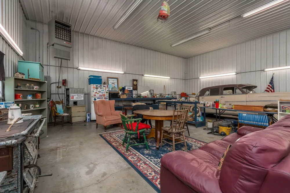 29633 390th Street Le Sueur, MN 56058