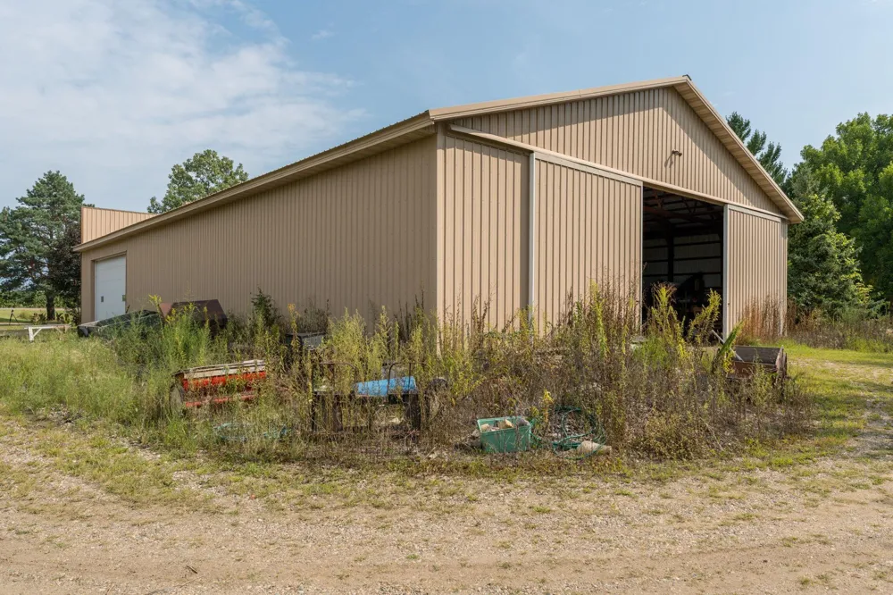 29633 390th Street Le Sueur, MN 56058