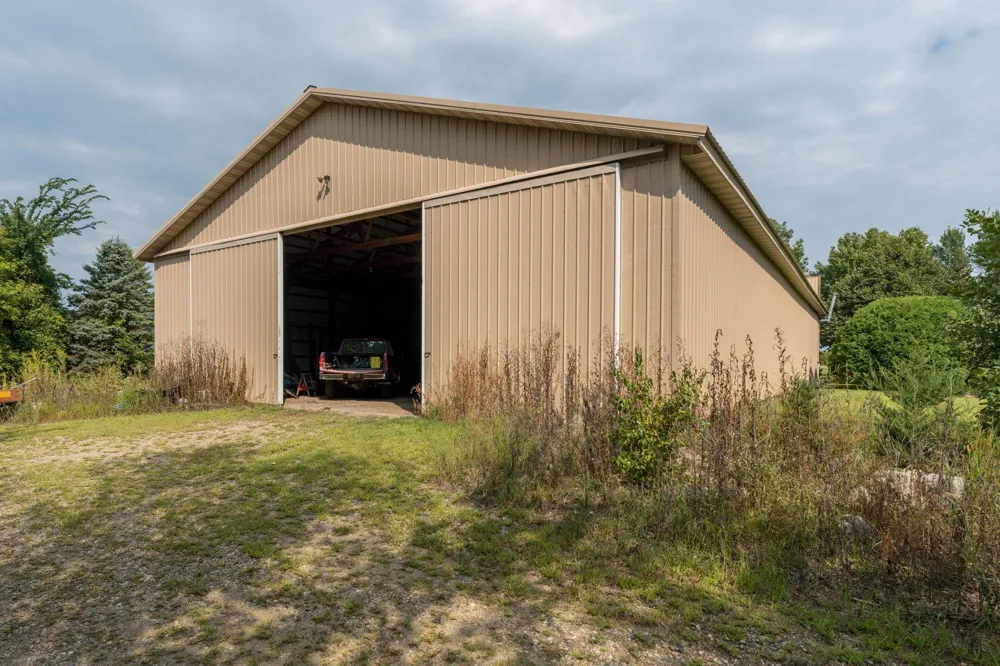 29633 390th Street Le Sueur, MN 56058