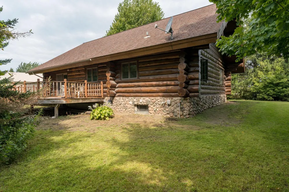 29633 390th Street Le Sueur, MN 56058