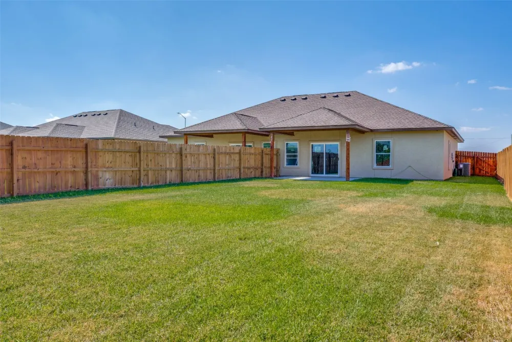 331 Navarro Way #26B Seguin, TX 78155