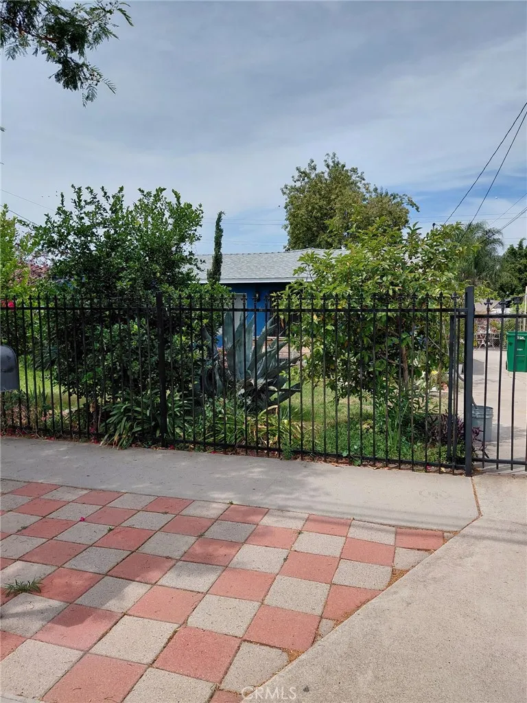 3443 Syracuse Baldwin Park, CA 91700