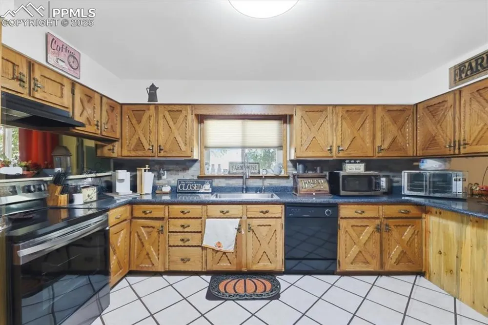 2202 Ellicott Highway Calhan, CO 80808