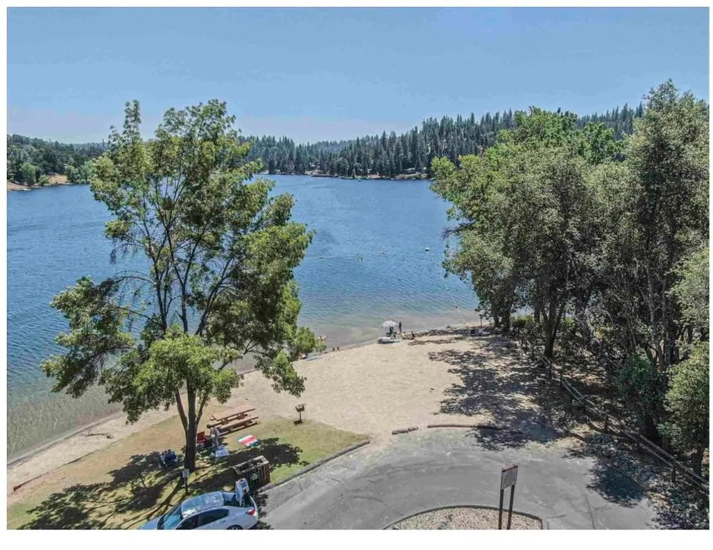 Pine Mountain Drive Groveland, CA 95321