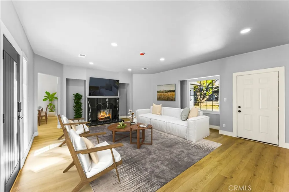 379 Buena Loma Altadena, CA 91001