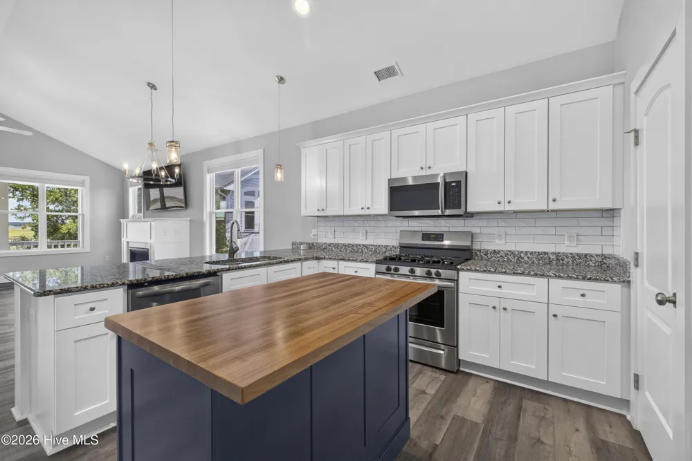 125 S Boca Bay Lane #B Surf City, NC 28445