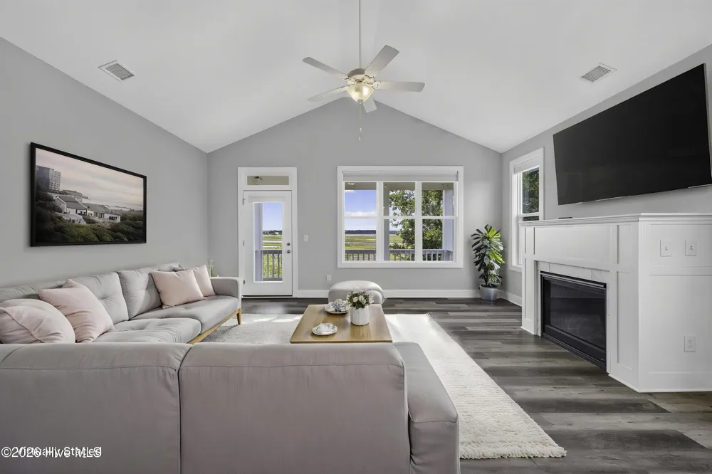 125 S Boca Bay Lane #B Surf City, NC 28445