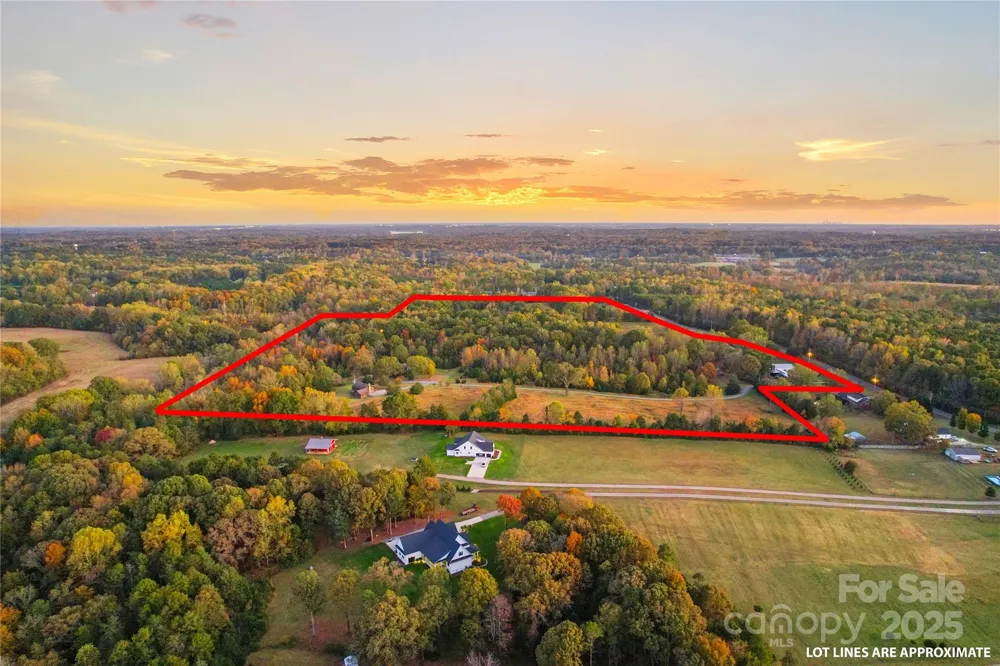 213 Rustic Road Mooresville, NC 28115