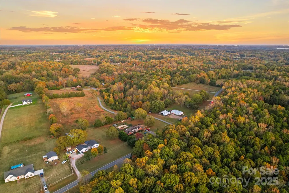 213 Rustic Road Mooresville, NC 28115