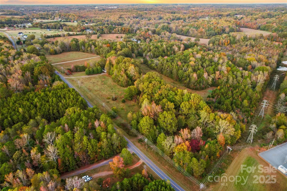 213 Rustic Road Mooresville, NC 28115