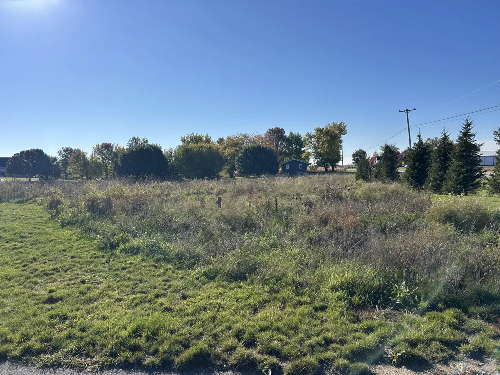 9584 Fields Drive Zeeland, MI 49464