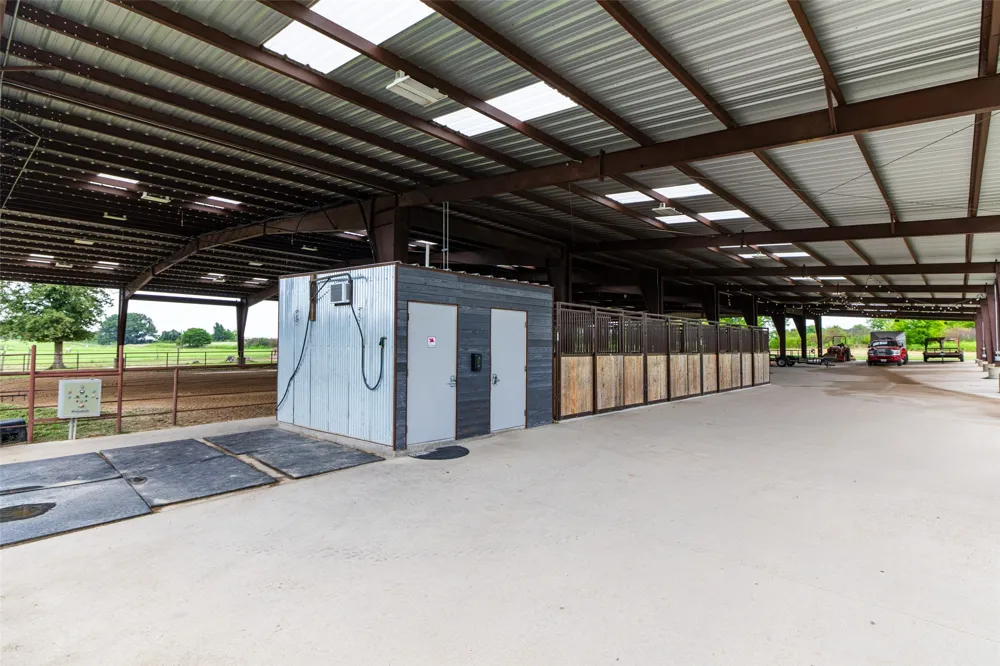 7111 Fm 2339 Murchison, TX 75778