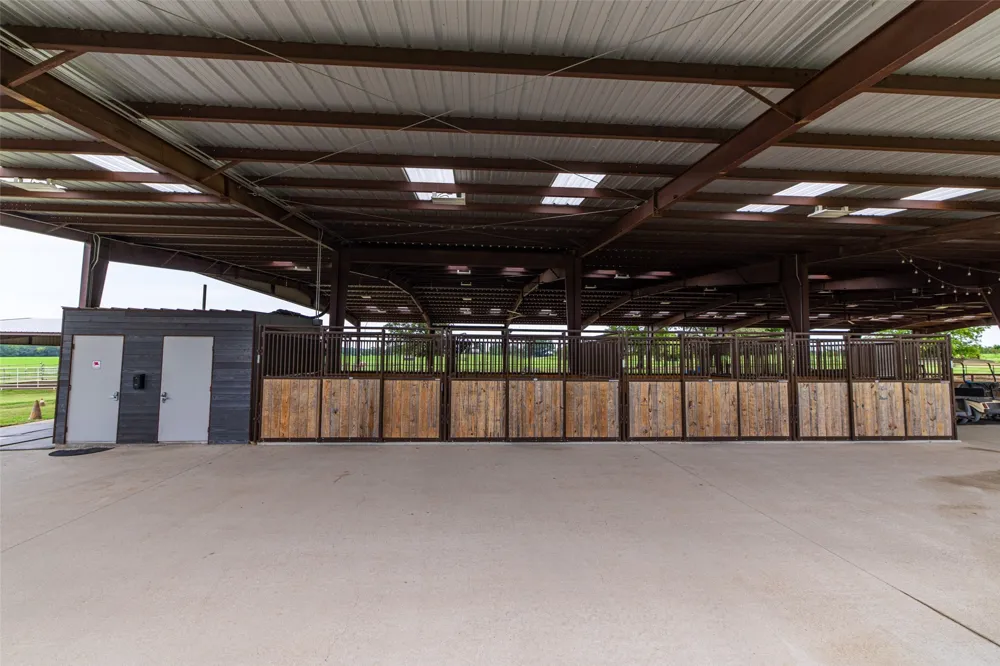 7111 Fm 2339 Murchison, TX 75778