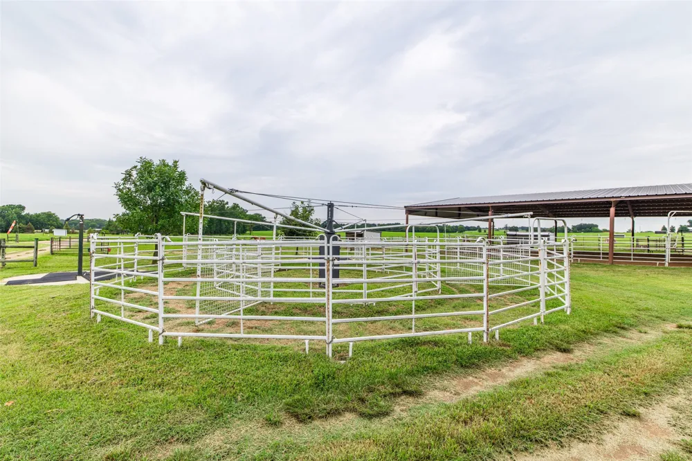 7111 Fm 2339 Murchison, TX 75778