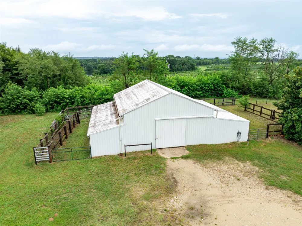 7111 Fm 2339 Murchison, TX 75778