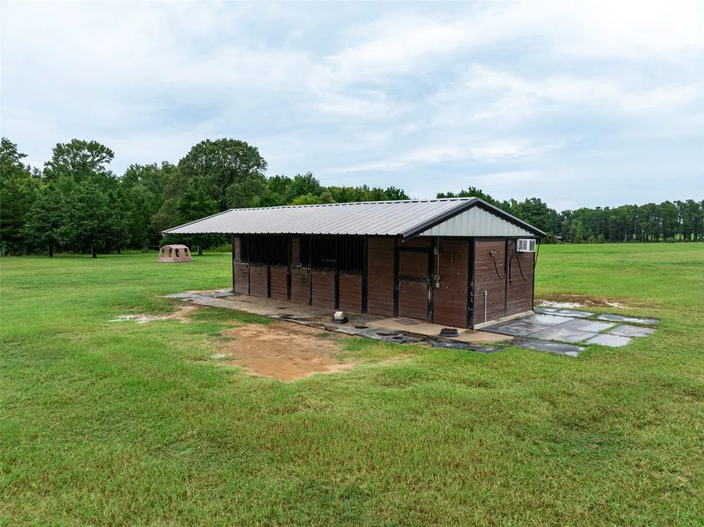 7111 Fm 2339 Murchison, TX 75778